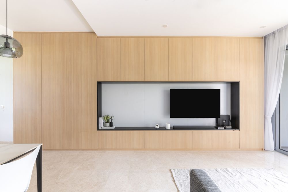 full-wall-light-wood-storage-and-tv-unit