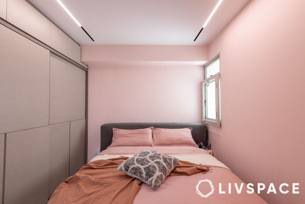 villa-renovation-pink-bedroom
