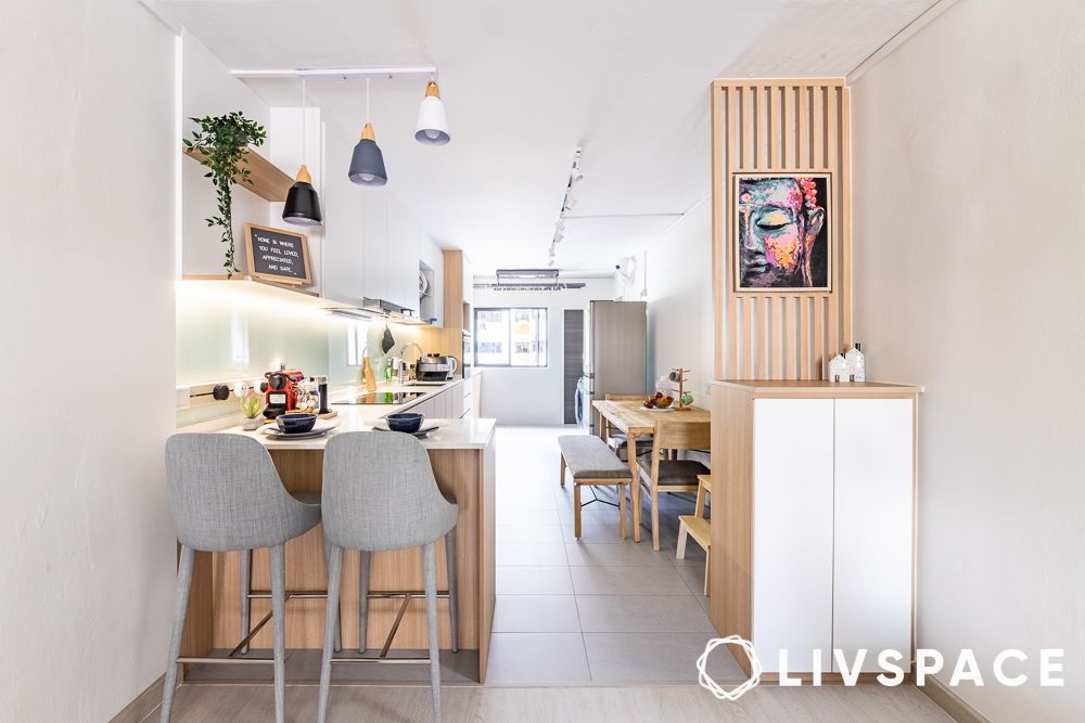 kitchen-with-breakfast-table